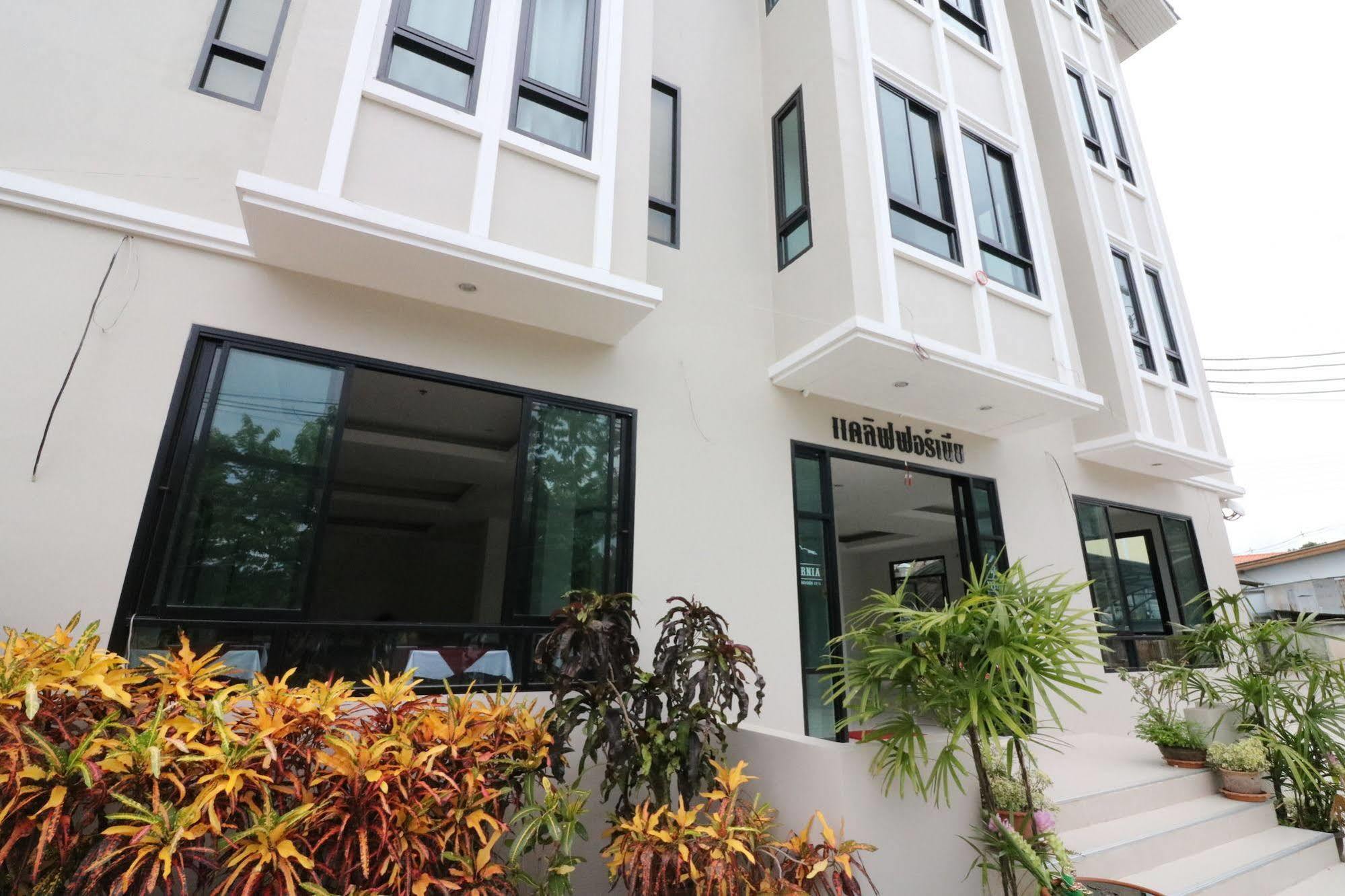 Calivefornia 2016 Hotel เชียงราย ภายนอก รูปภาพ