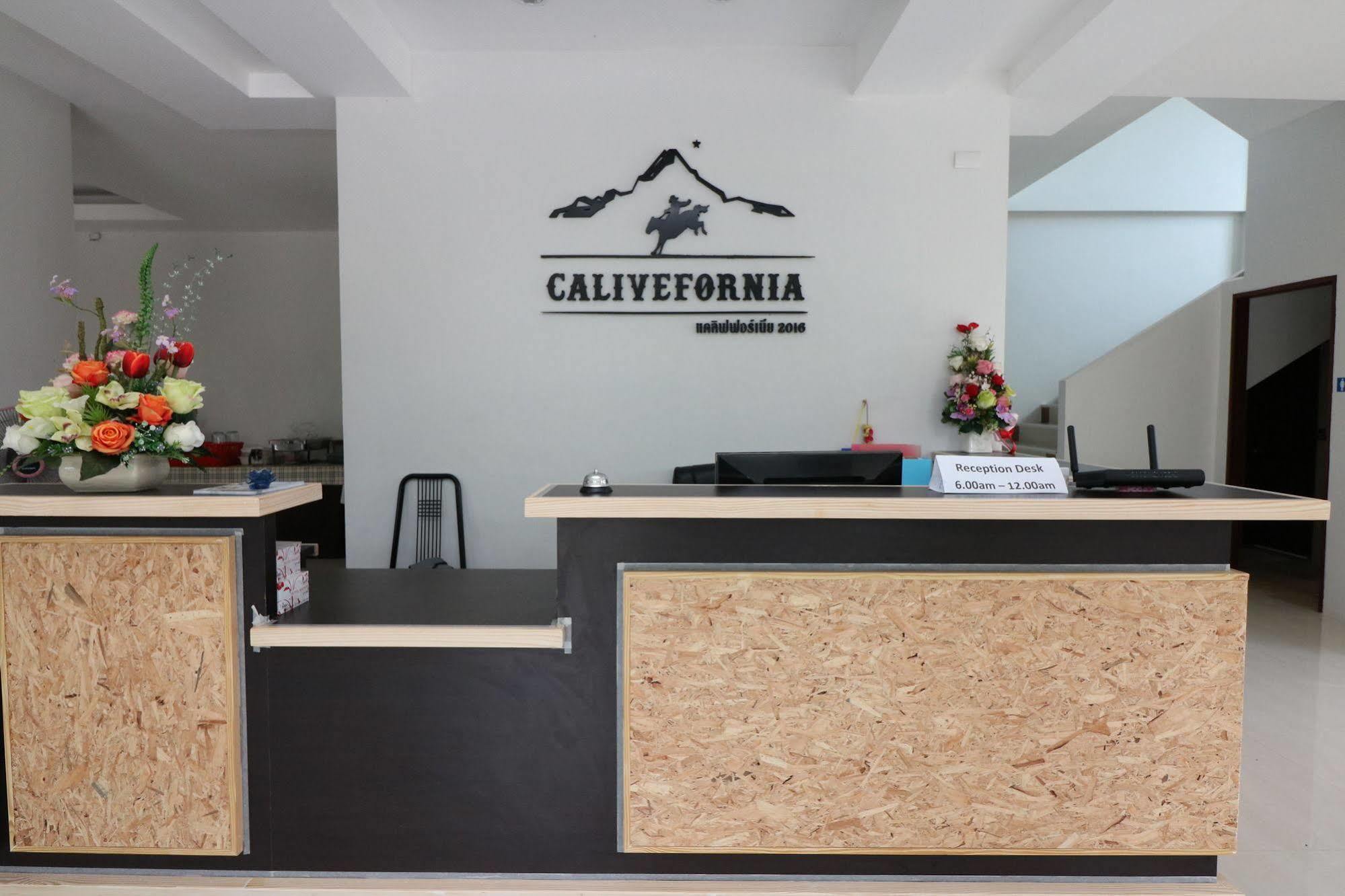 Calivefornia 2016 Hotel เชียงราย ภายนอก รูปภาพ